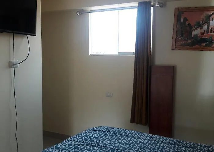 Azurin Ostello Cuzco